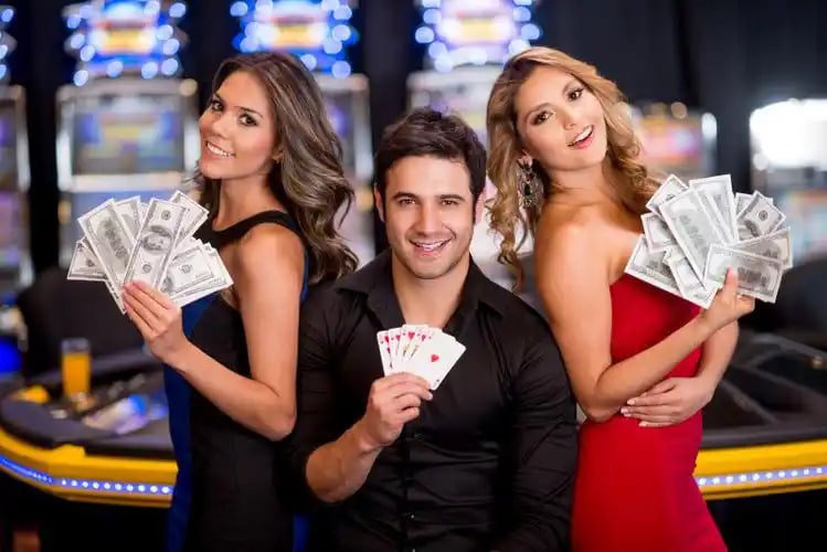 posh4d Hacksaw Gaming bonus feature activation showing free spins and multiplier symbols
